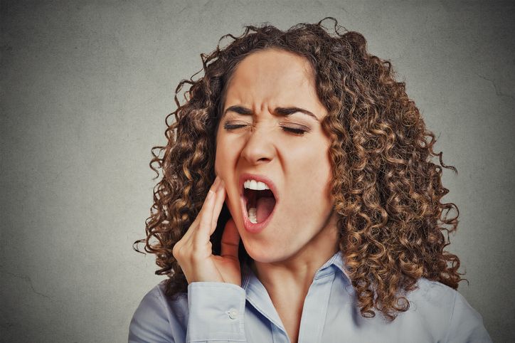 why does wisdom tooth pain come and go