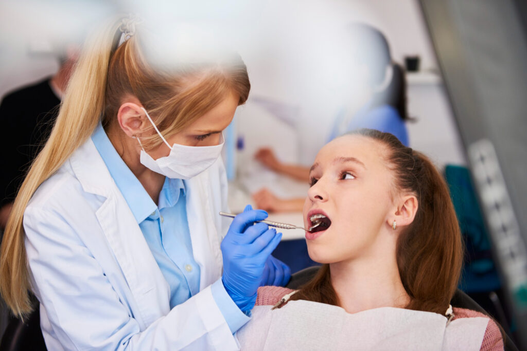what does an orthodontist do