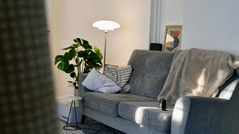 Lamps For Living Room Spaces: A Practical Buying Guide